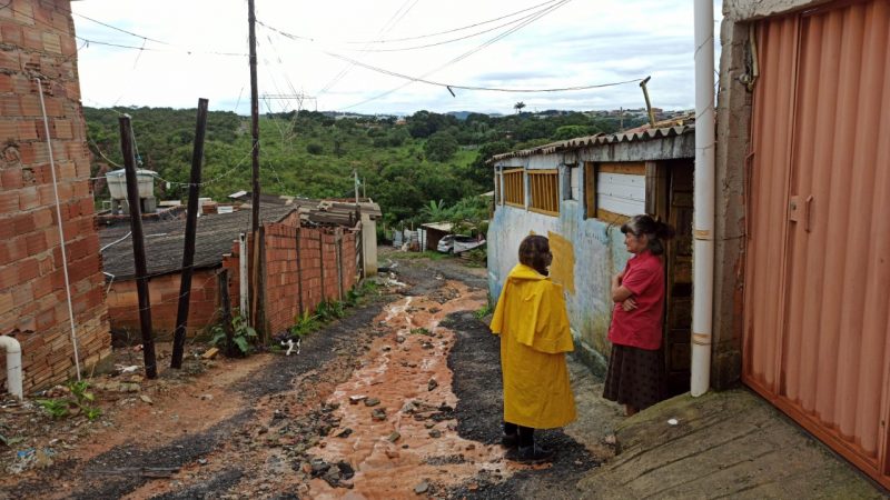 Defesa Civil pede a população que fique atenta aos sinais deslizamentos e alagamentos para evitar acidentes