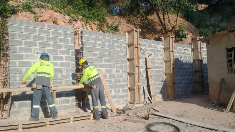Muros de contenção: mais segurança e empregos para os cidadãos de Contagem