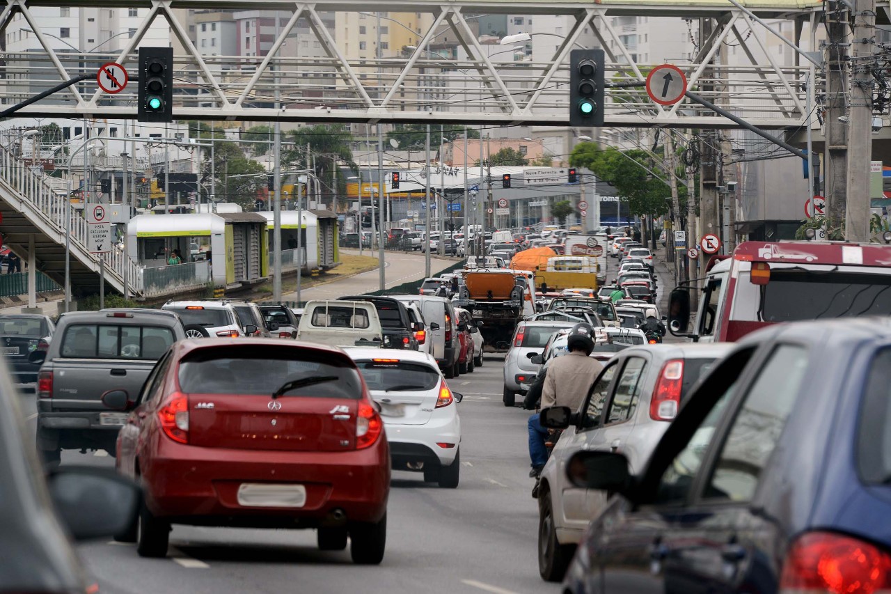 IPVA atrasado de 2022 já pode ser pago em até 12 parcelas