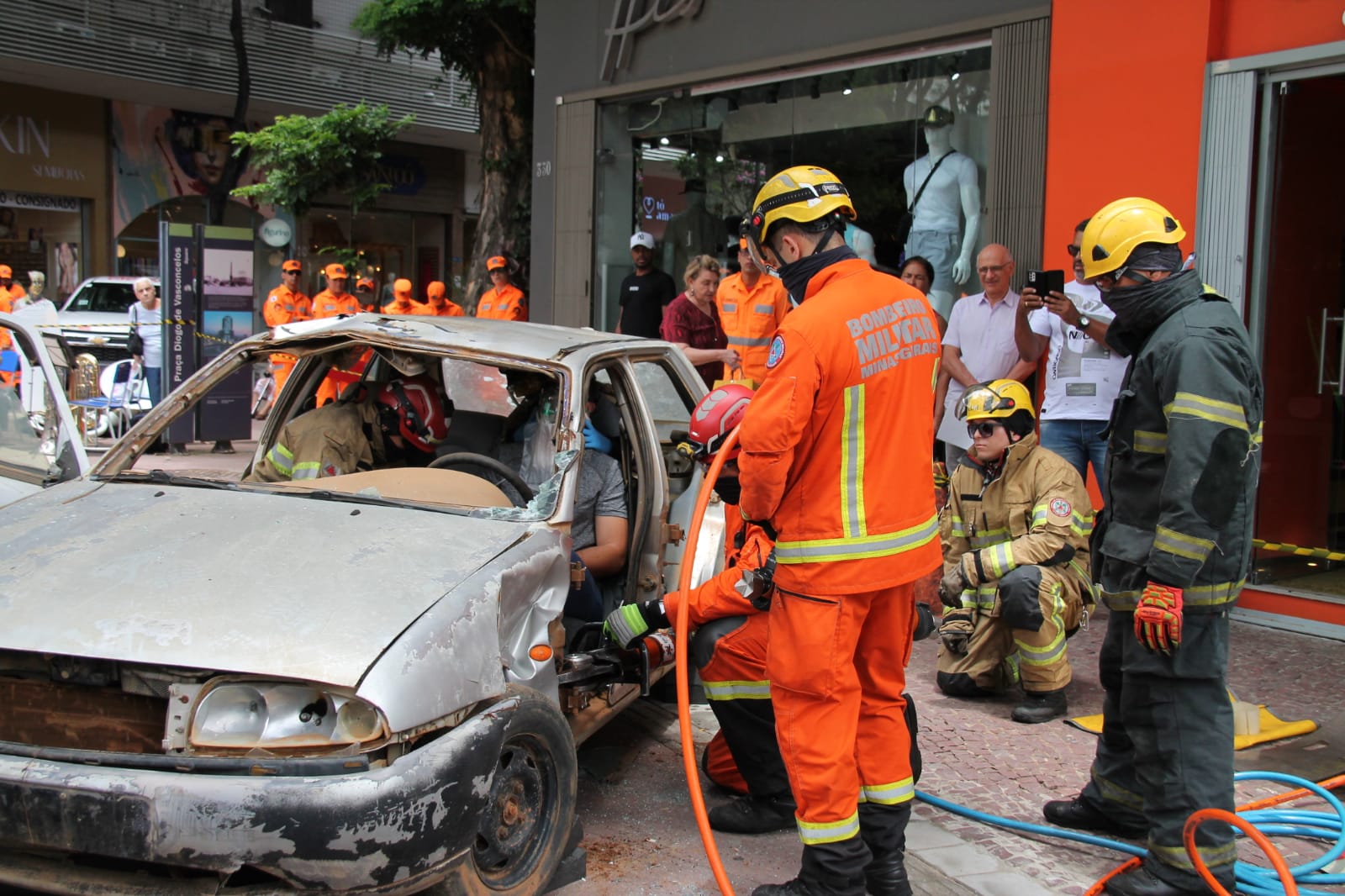 Sejusp: Blitz Integrada Educativa alerta motoristas sobre direção responsável durante o carnaval