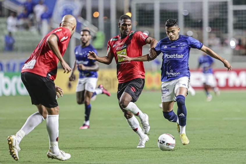 Cruzeiro não vence há três rodadas no Campeonato Mineiro