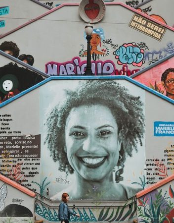 Marielle Franco: tese da UFMG mostra repercussão do assassinato em fanpages da direita e da esquerda