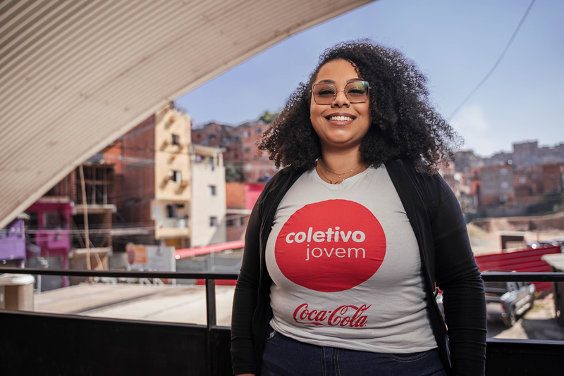 Instituto Coca-Cola abre 10 mil vagas em capacitação gratuita para inserir jovens no mercado de trabalho