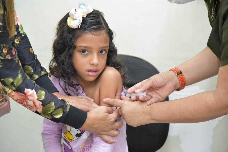 Contagem amplia temporariamente o público-alvo da vacinação contra meningite ACWY até 31 de julho