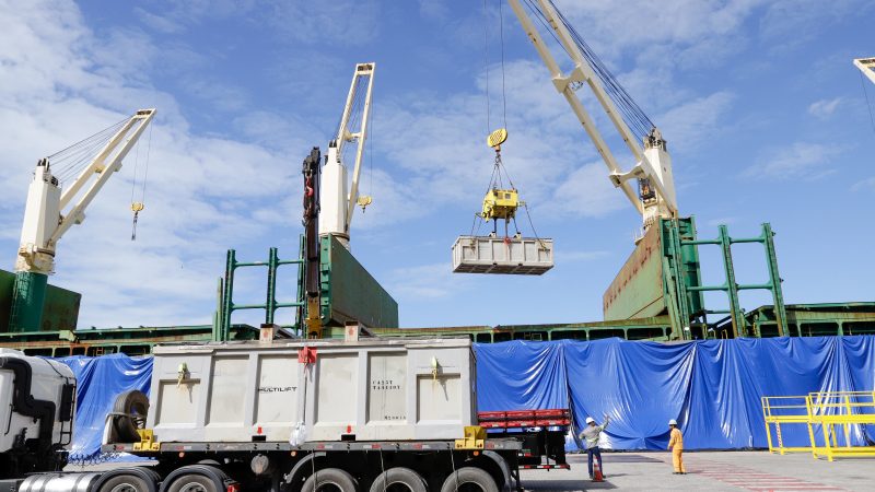 Minas Gerais começa o envio de lítio do Vale do Jequitinhonha para fora do Brasil