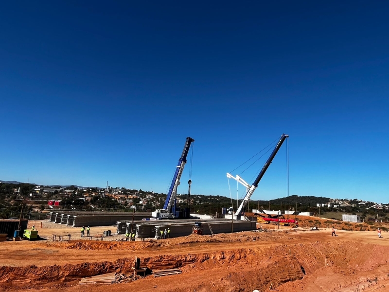 Prefeitura de Contagem inicia o içamento de vigas para a construção de viaduto da av. Maracanã nesta quarta-feira (26/7)