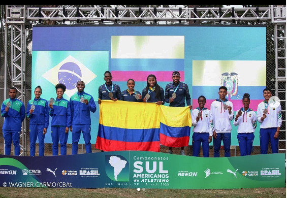 CTE-UFMG: Tiago Lemes é prata no revezamento 4X100m no Campeonato Sul-Americano Adulto de Atletismo 2023