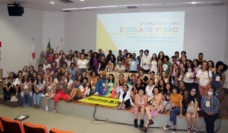 Formação Transversal em Direitos Humanos da UFMG oferta vagas