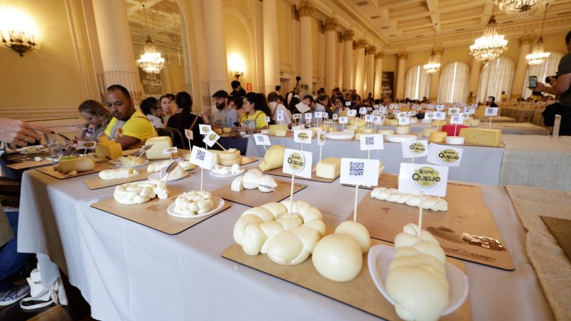 ExpoQueijo bate recorde em edição com mais de 1,3 mil queijos e 410 produtores em Araxá