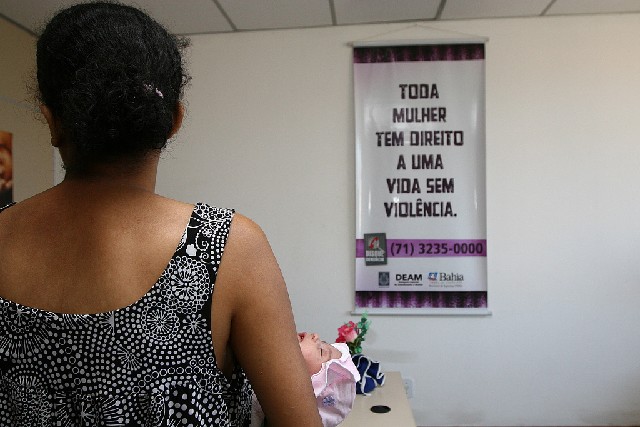 Procuradoria da Mulher da ALMG discute violência doméstica e sexual