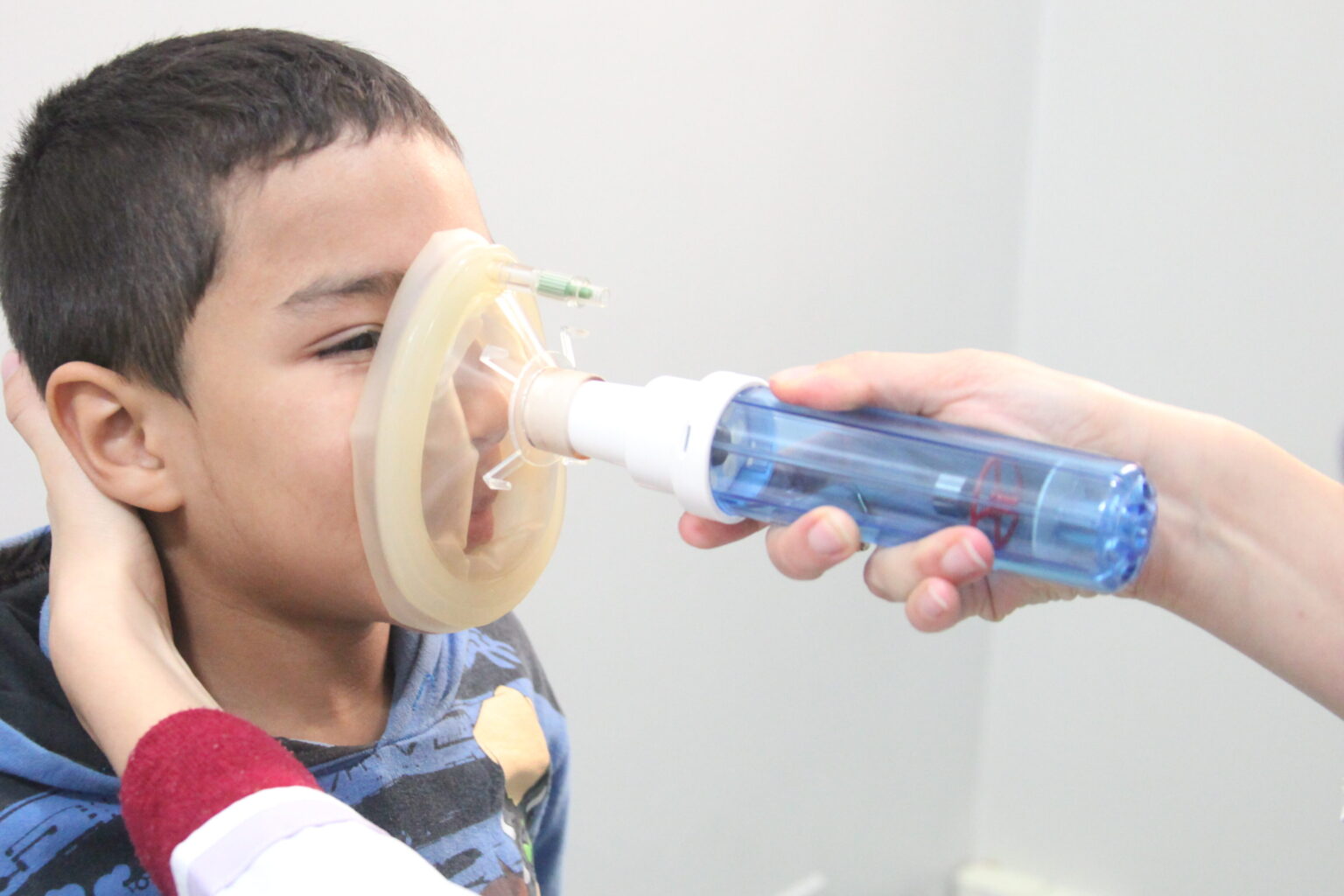 Estudo UFMG: hiperatividade e desregulação emocional estão associadas a obstrução nasal crônica em crianças e adolescentes