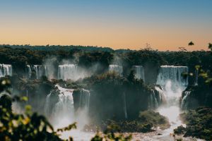 Foz do Iguaçu (PR) entra no top 10 de destinos de viagem para uma estadia mais sustentável em lista global da Booking.com