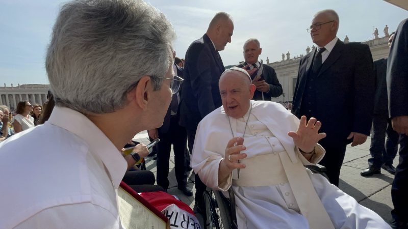 Papa Francisco ressalta luta pela liberdade e instinto de pacificação dos mineiros em encontro com o governador