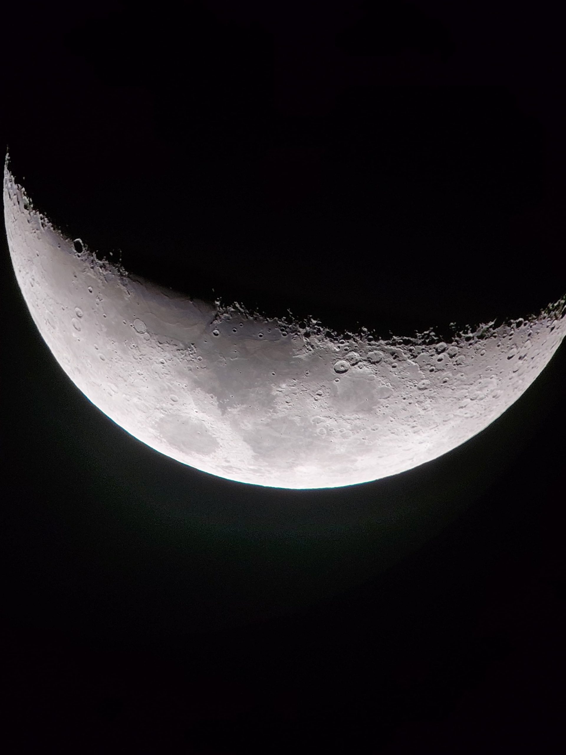 Astronomia no Espaço do Conhecimento: mês de outubro celebra observação da Lua