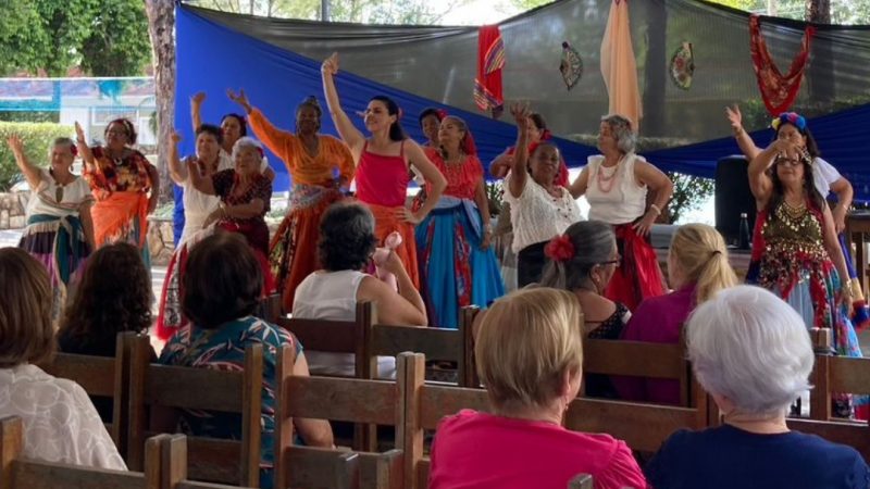 DANÇA CIGANA ARTÍSTICA INVADE O PARQUE ECOLÓGICO ELDORADO