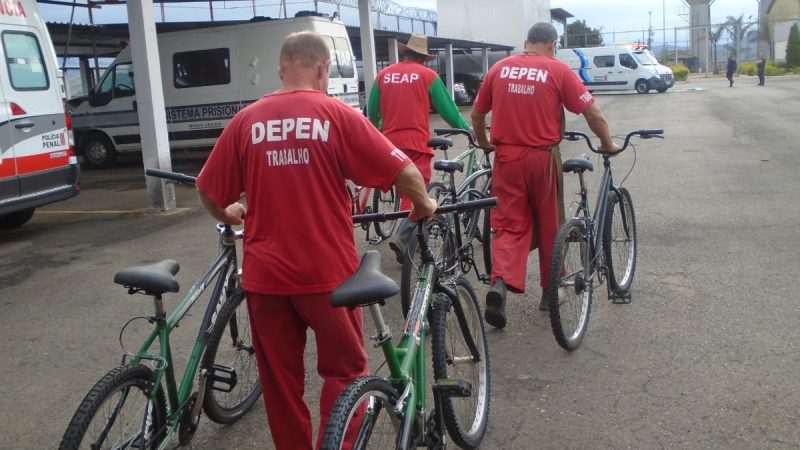 Projeto do Presídio de Itajubá transforma bikes que já se deterioravam em sonhos realizados para meninos e meninas em situação de vulnerabilidade