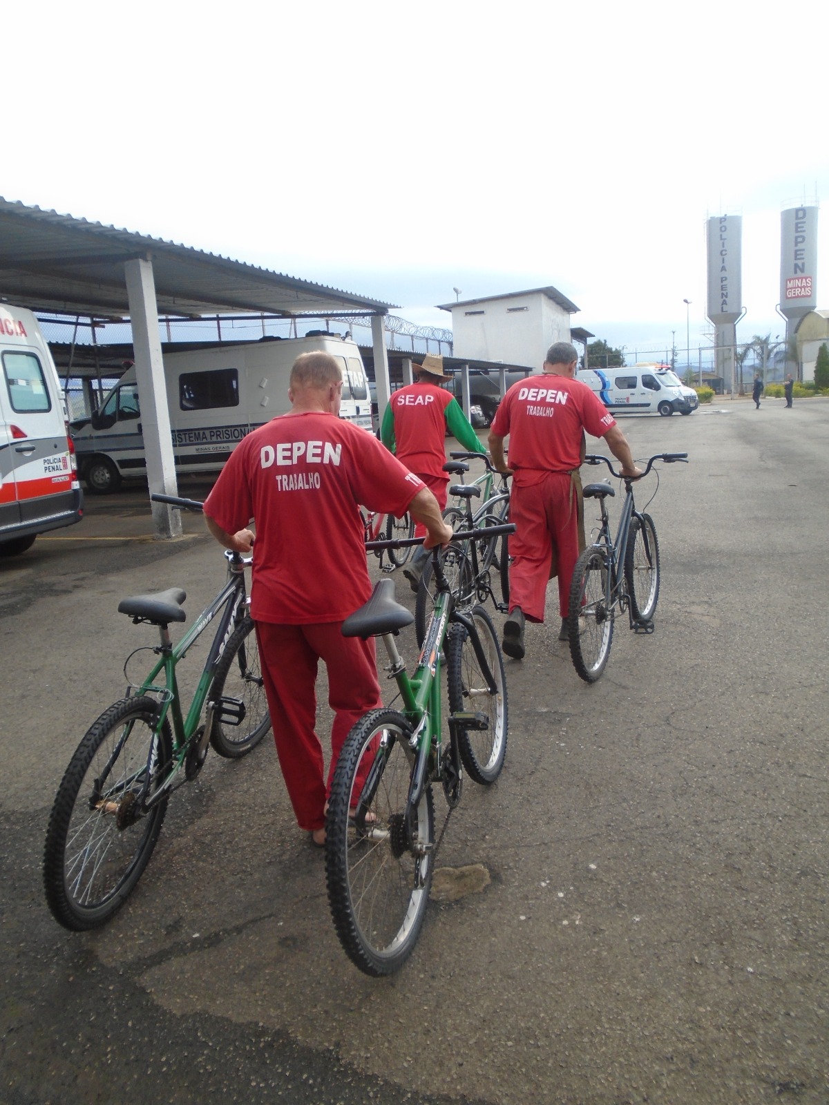 Projeto do Presídio de Itajubá transforma bikes que já se deterioravam em sonhos realizados para meninos e meninas em situação de vulnerabilidade