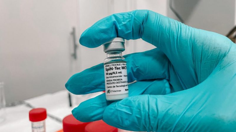 Vacina brasileira pode ser opção ideal para campanha de vacinação anual contra a COVID-19