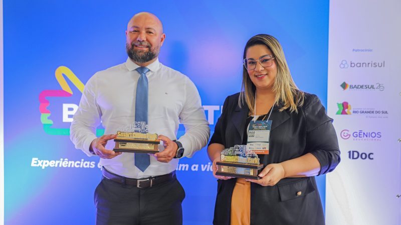 Prefeito Junynho Martins e Secretária de Educação, Dolores, de Ribeirão das Neves (MG) apresentam Inovações Educacionais no Smart Cities Park 2023.