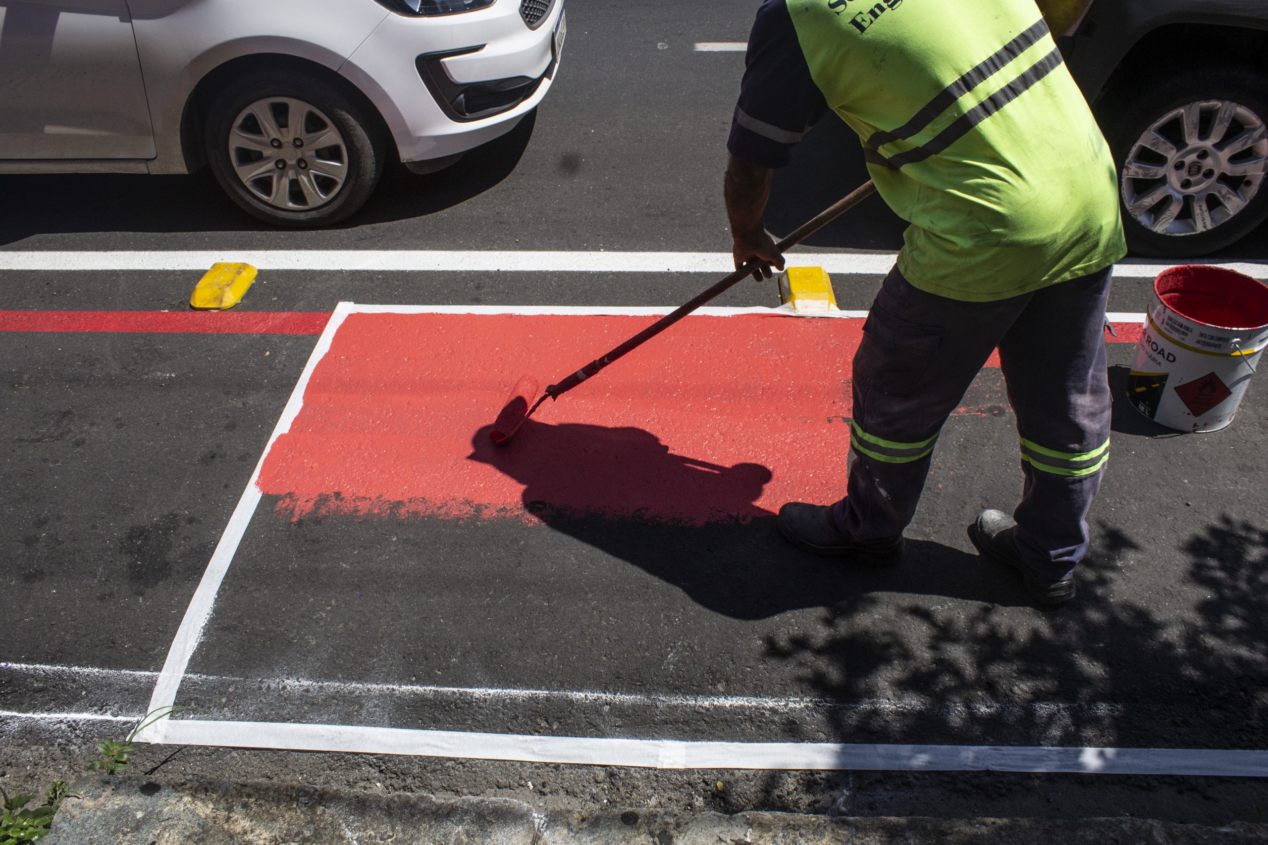 Contagem implanta ciclofaixas e ciclovias