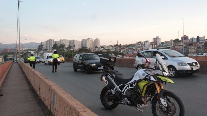 Não seja imprudente! Respeite as leis de trânsito