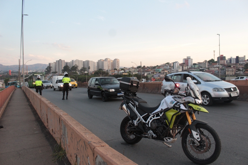 Não seja imprudente! Respeite as leis de trânsito