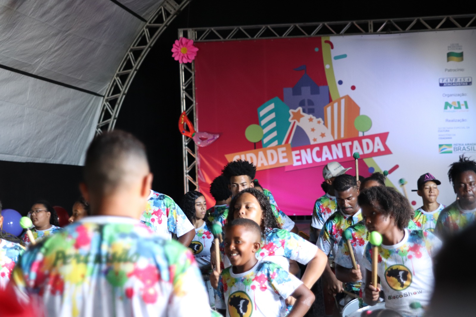 Cidade Encantada chega a Contagem em clima de pré-carnaval com atividades gratuitas para toda a família