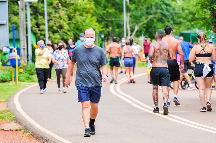 Estudo nacional realizado por pesquisadores da UFMG, que pandemia piorou indicadores de atividade física, obesidade e morbidade por doenças crônicas