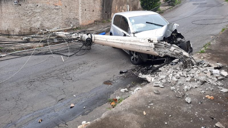 Saiba o que fazer em casos de queda de cabos da rede elétrica sobre carros