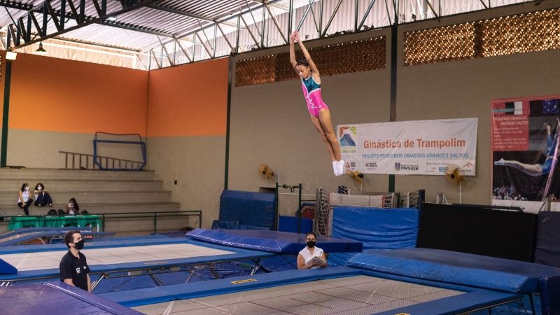 Ginástica de Trampolim abre inscrições para crianças de 5 a 11 anos, no CEU das Artes Nova Contagem