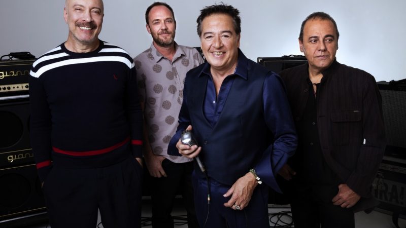IRA! agita Contagem com show nostálgico e hits que marcaram os anos 80