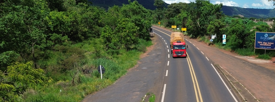 Feriado prolongado do Dia do Trabalhador terá restrições ao tráfego de veículos pesados nas rodovias mineiras