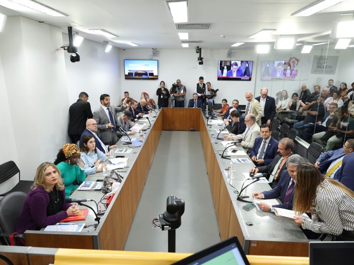 Vice-governador é sabatinado após apresentação de projetos do Propag