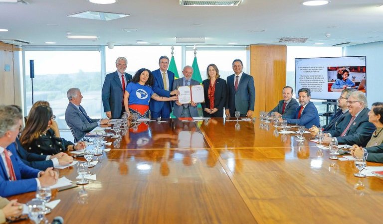 Governo Federal regulamenta Nova Política de Educação a Distância