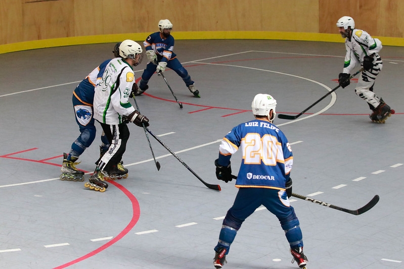 Contagem sedia o Campeonato Estadual de Hockey Inline e excelência do ginásio é destaque