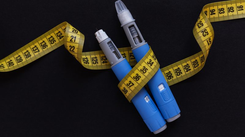GLP-1: Remédio para emagrecer também pode ajudar a tratar SOP e sintomas da menopausa, apontam estudos