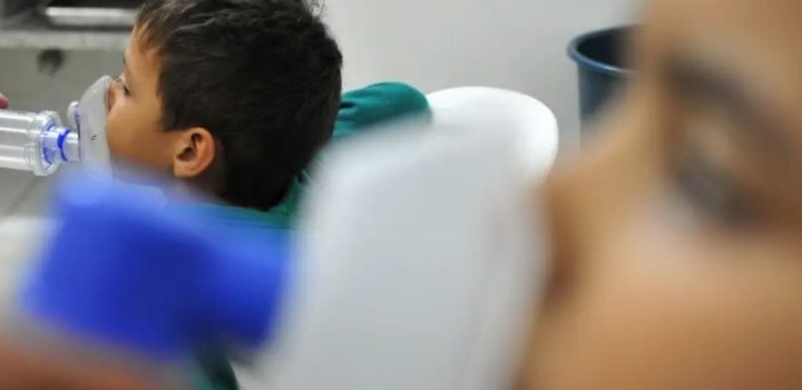 Saiba quando procurar atendimento de urgência em casos de crianças ou idosos com sintomas respiratórios