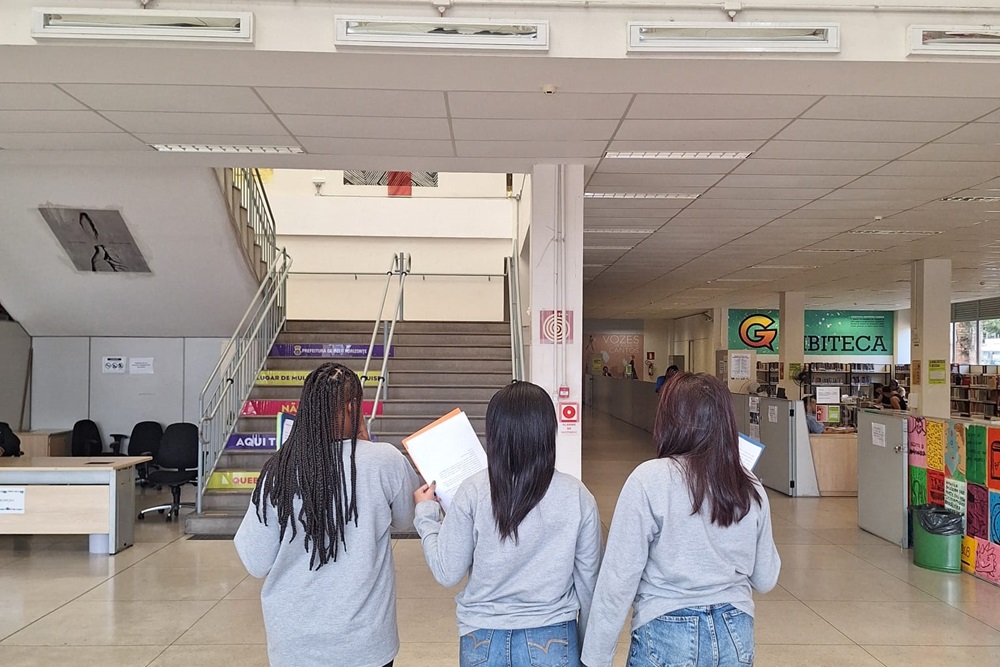 Jovens do Sistema Socioeducativo gravam cartas de outras adolescentes na mesma situação