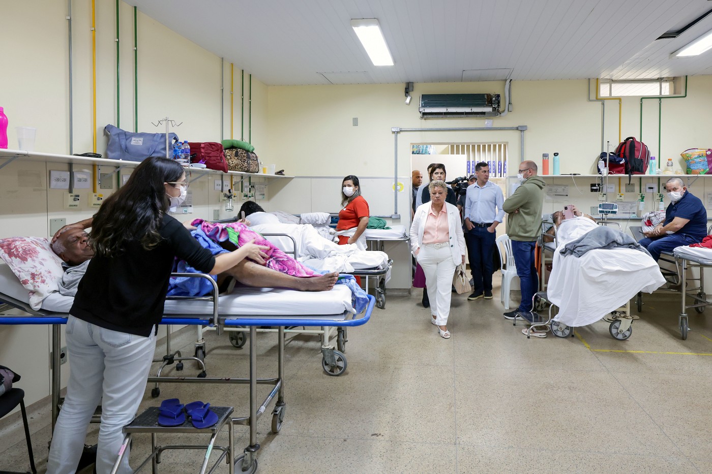 Mulheres terão direito a acompanhante em serviços de saúde, em especial durante procedimentos que induzam à inconsciência