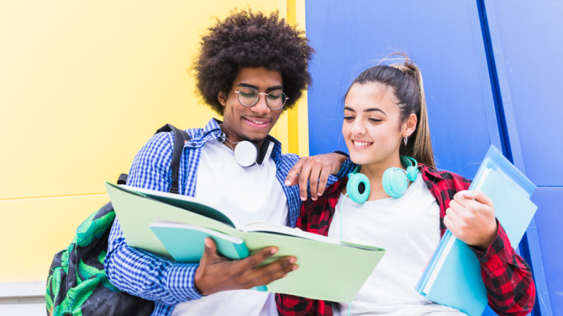 Programa SOMOS Futuro oferece bolsas de estudos para alunos do 9º ano em Minas Gerais