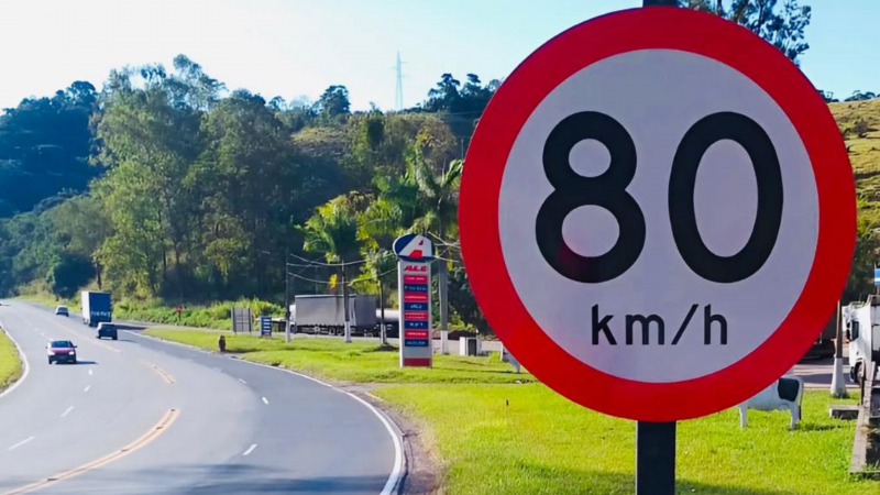 BH a Juiz de Fora: Radares flagram cerca de 3 mil excessos de velocidade em apenas 24 horas na BR-040 durante período educativo