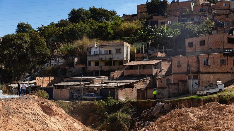 Prefeitura inicia regularização fundiária na Vila Epa e Perobas I e detalhará processo em reunião nesta terça
