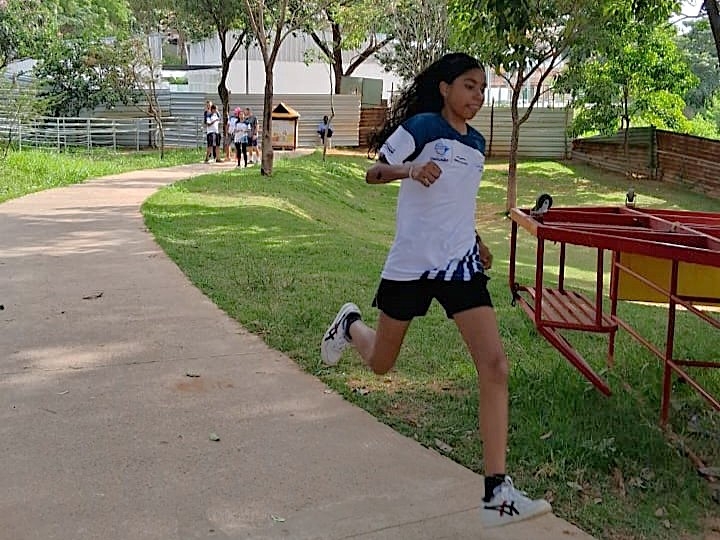 Inscrições para aulas gratuitas de atletismo para pessoas com ou sem deficiência