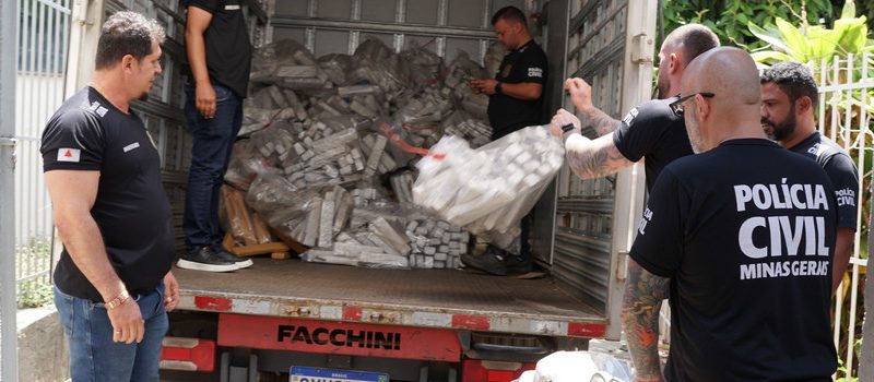 Polícia Civil de Minas realiza incineração de 2,3 toneladas de drogas em Divinópolis