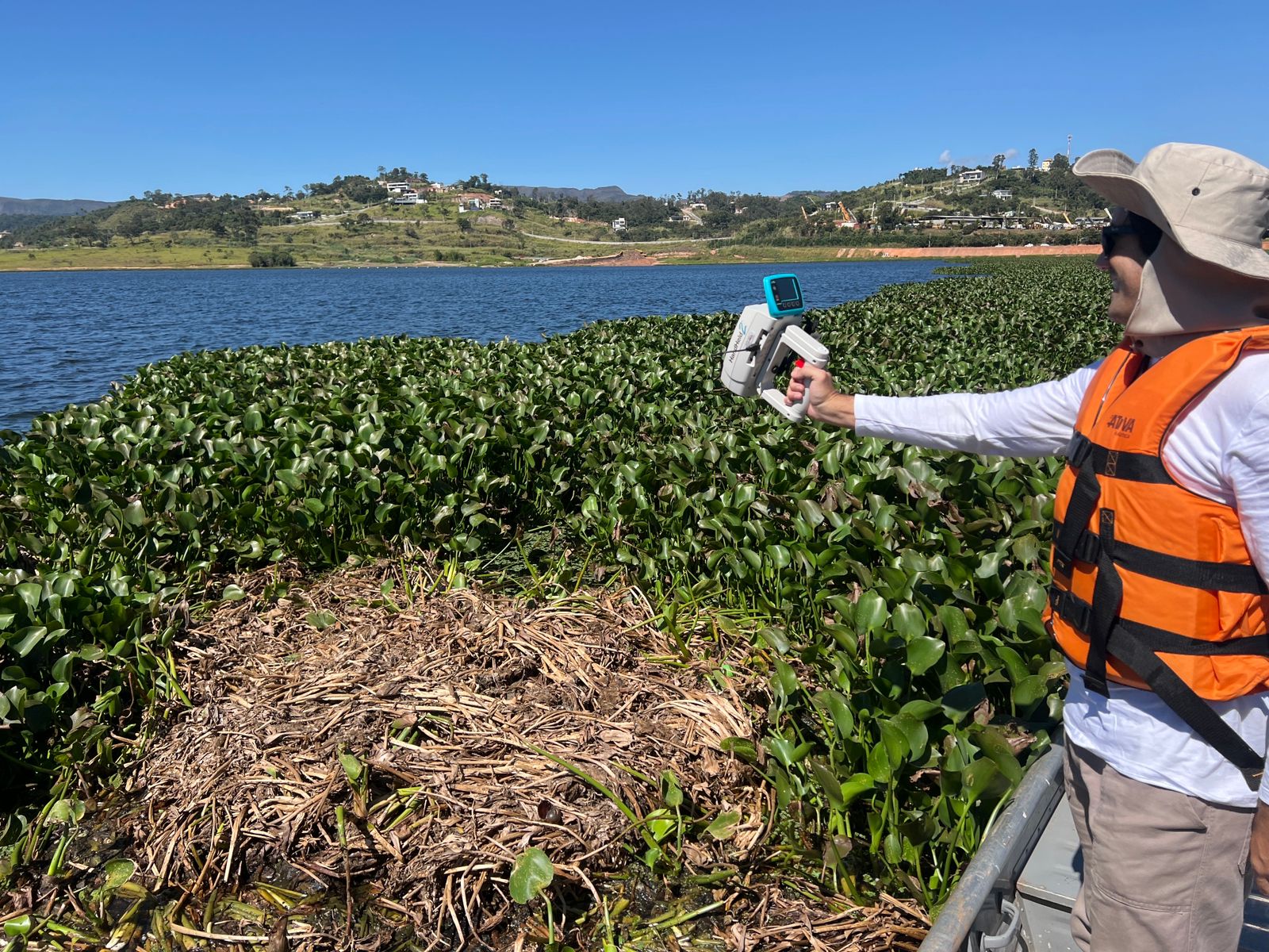 Pesquisadores da UFMG atuam em projeto de recuperação da Lagoa de Ibirité