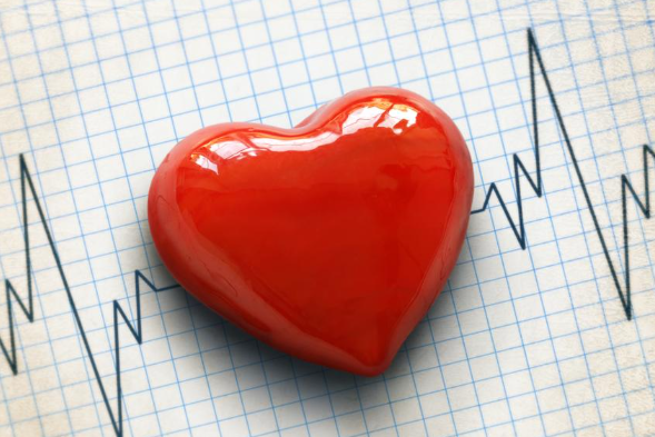 Setembro Vermelho reforça prevenção contra doenças cardiovasculares no Brasil