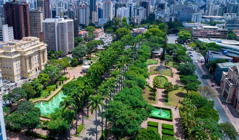 UFMG nas Ruas leva informação e cultura à Praça da Liberdade neste sábado