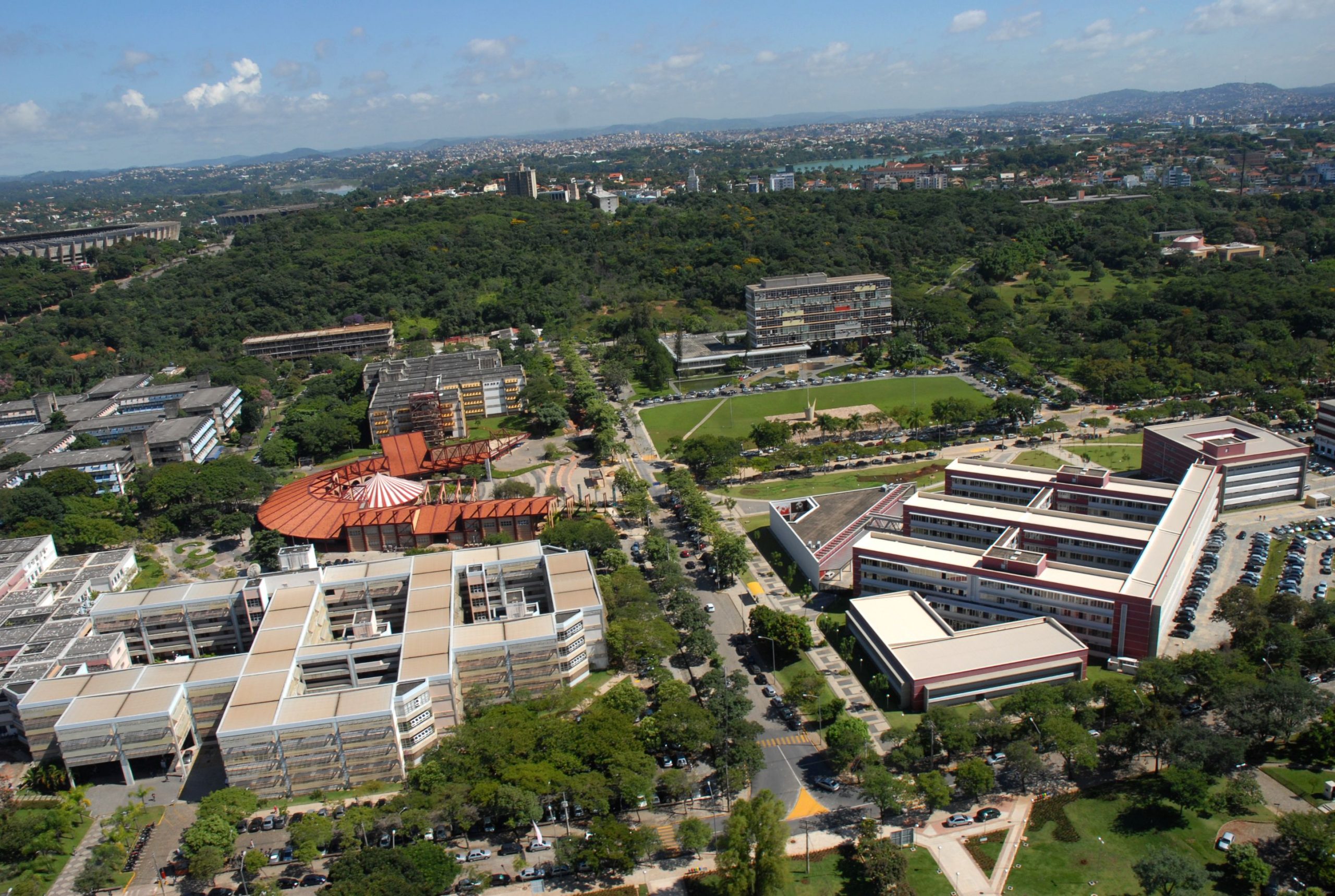 UFMG é a segunda melhor federal do Brasil em sustentabilidade, indica levantamento da QS