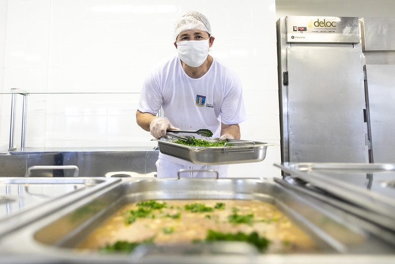 Prefeitura abre vagas de emprego nos restaurantes populares da cidade