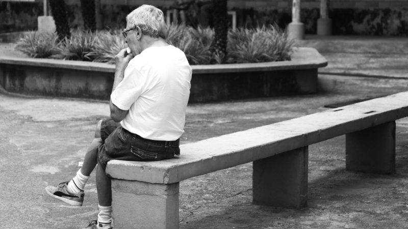 Pesquisa da UFMG aponta que 34% dos idosos em áreas urbanas apresentam sintomas depressivos